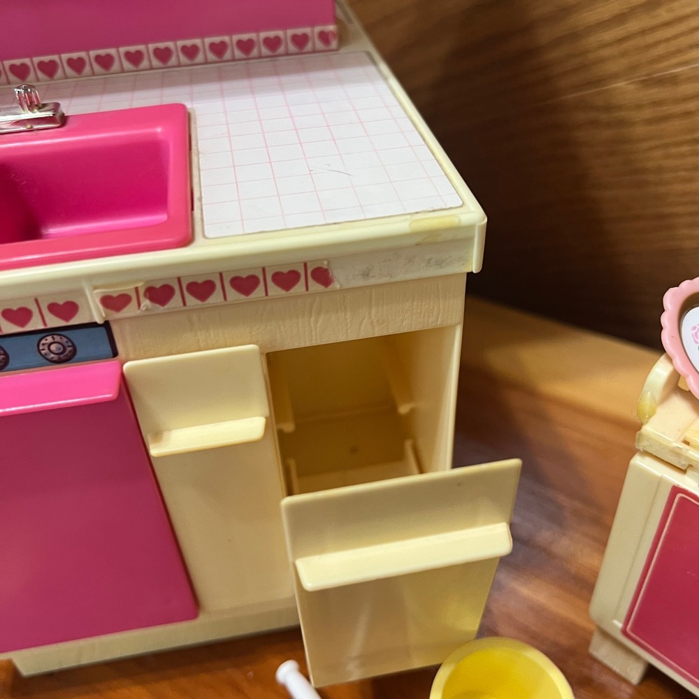 Vtg Mattel 1984 Barbie Dream Kitchen Playset Accessory Lot Food Pots Pans Dishes - Picture 9 of 16